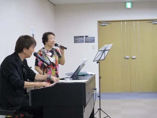 金沢市の音楽教室「角谷晋平 音楽の部屋」の個人レッスン風景